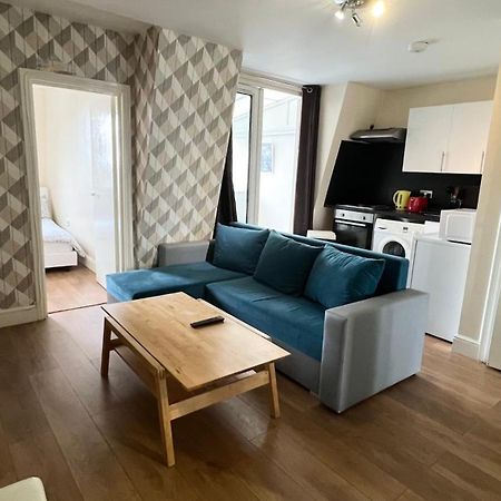 Comfy 2 Bedroom Apartments - Finchley Road, ロンドン エクステリア 写真