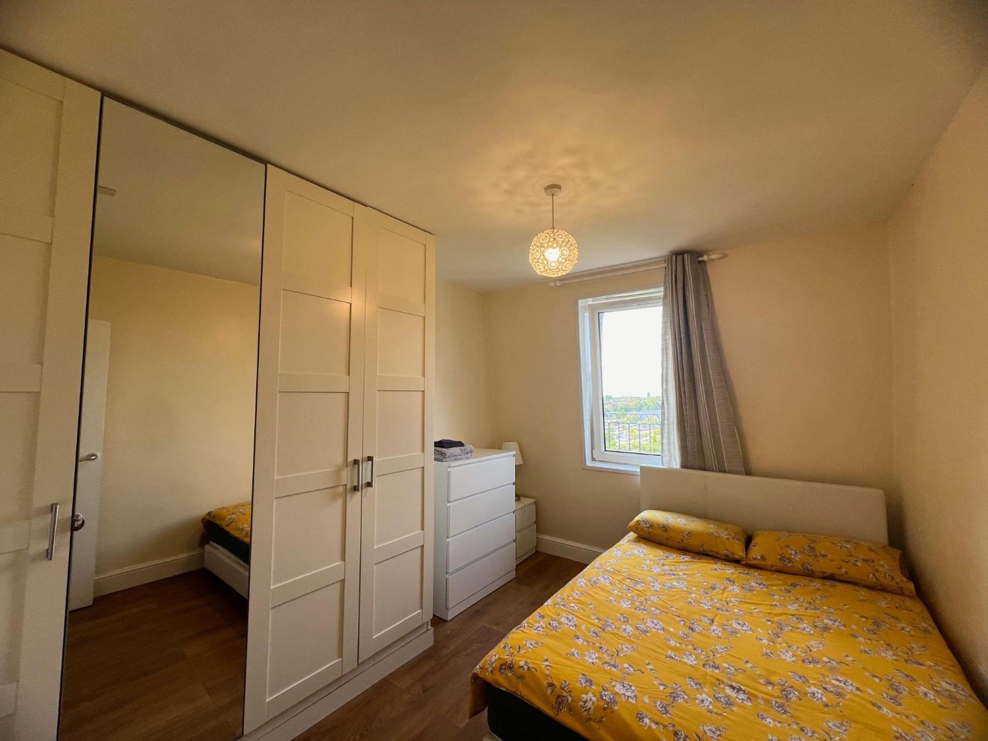 Comfy 2 Bedroom Apartments - Finchley Road, ロンドン エクステリア 写真